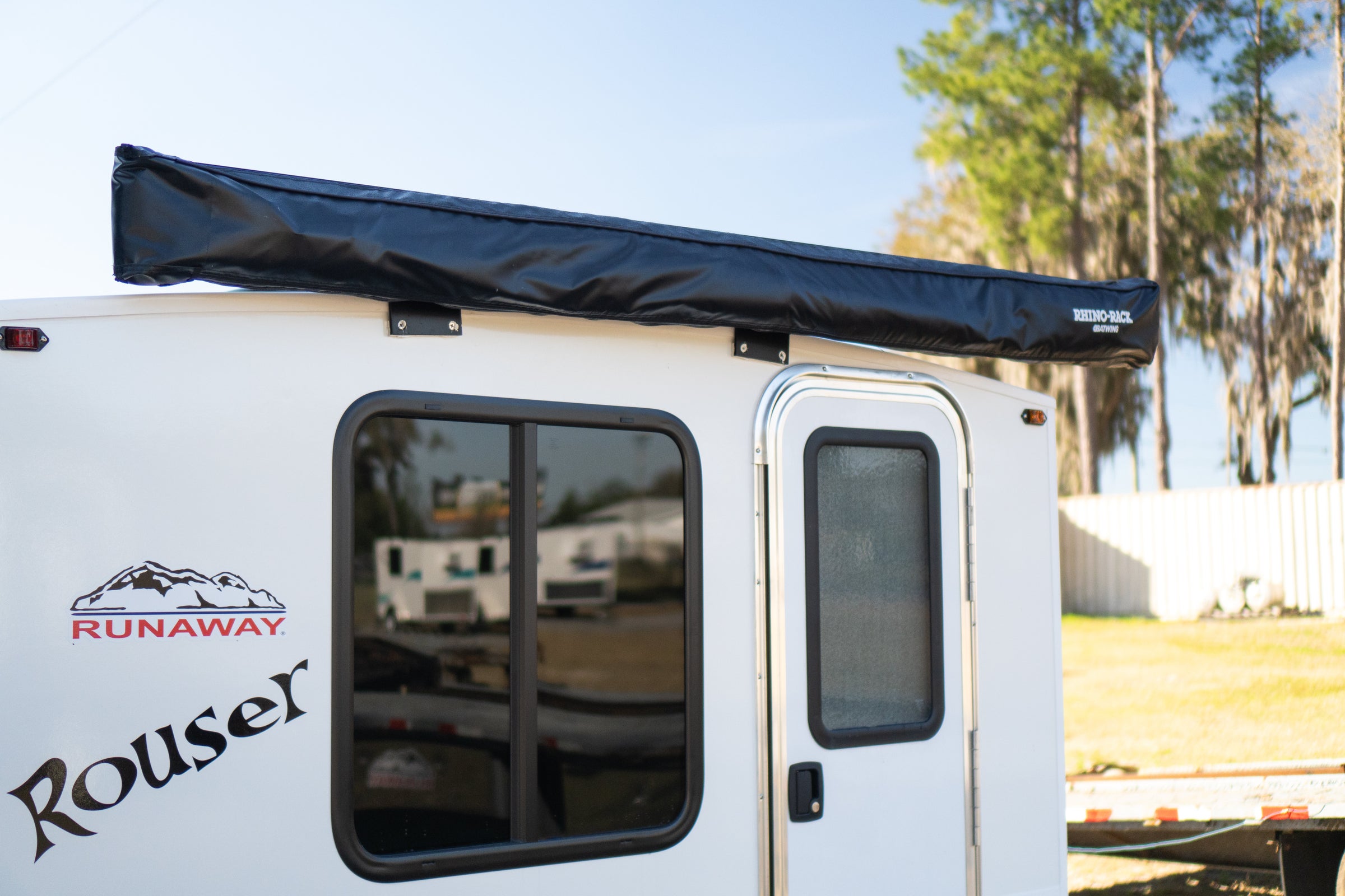 RhinoRack Batwing Awning (Right) | Runaway Campers